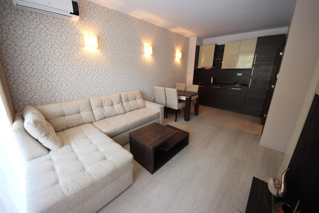 Menada Harmony Suites Apartments Sunny Beach Cameră foto